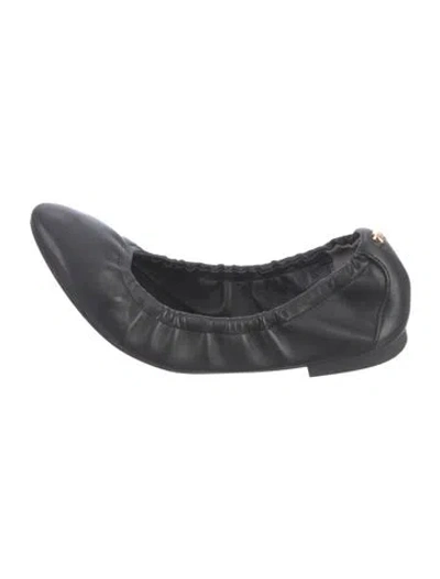 Pre-owned Stuart Weitzman Leather Ballet Flats In Black