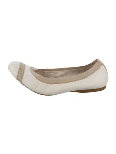 Pre-owned Stuart Weitzman Leather Ballet Flats In Gold