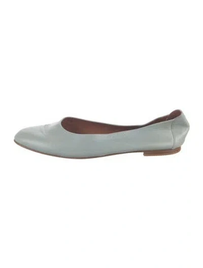 Pre-owned Stuart Weitzman Leather Ballet Flats In Multi