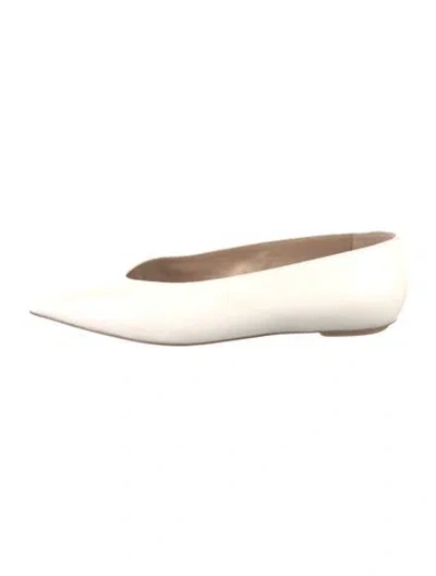 Pre-owned Stuart Weitzman Leather Ballet Flats In Neutral