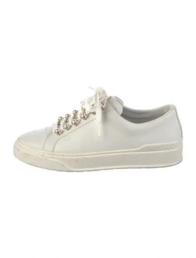 Pre-owned Stuart Weitzman Leather Beaded Accents Sneakers In White