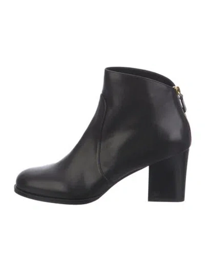 Pre-owned Stuart Weitzman Leather Boots In Black