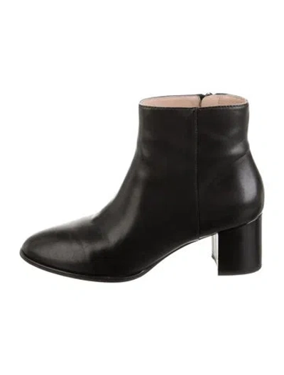 Pre-owned Stuart Weitzman Leather Boots In Black