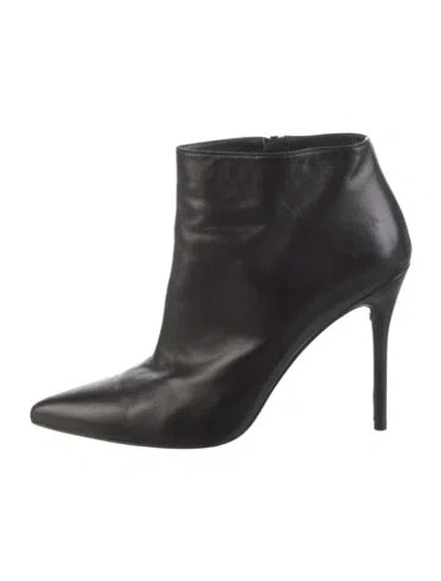 Pre-owned Stuart Weitzman Leather Boots In Black