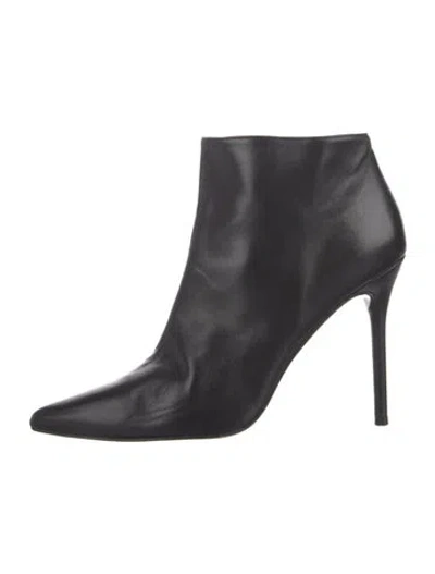 Pre-owned Stuart Weitzman Leather Boots In Black