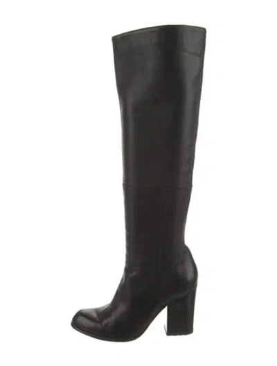 Pre-owned Stuart Weitzman Leather Boots In Black