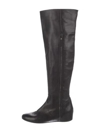 Pre-owned Stuart Weitzman Leather Boots In Black