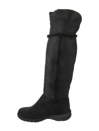 Pre-owned Stuart Weitzman Leather Boots In Black