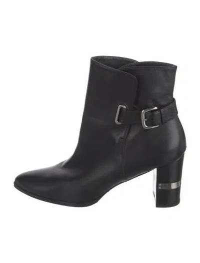 Pre-owned Stuart Weitzman Leather Boots In Black