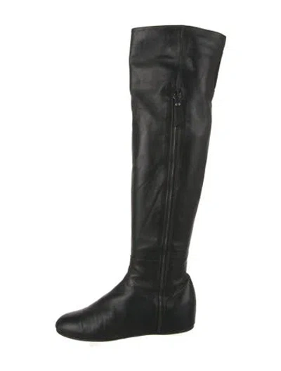 Pre-owned Stuart Weitzman Leather Boots In Black