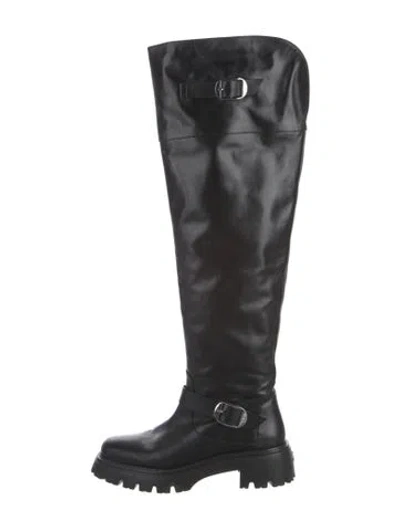 Pre-owned Stuart Weitzman Leather Boots In Black