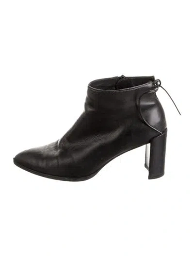 Pre-owned Stuart Weitzman Leather Boots In Black
