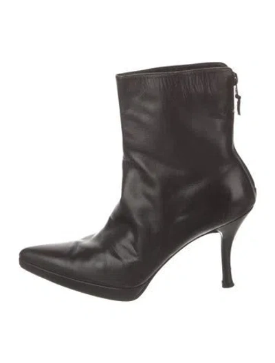 Pre-owned Stuart Weitzman Leather Boots In Black