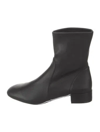 Pre-owned Stuart Weitzman Leather Boots In Black