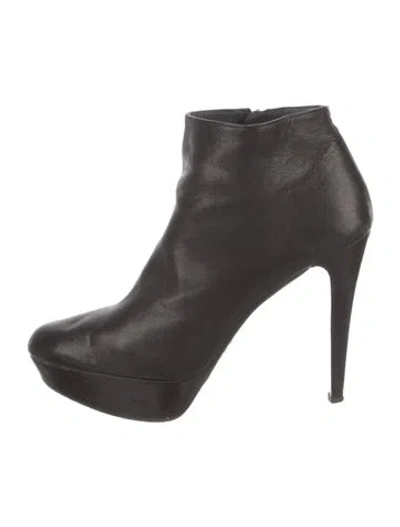 Pre-owned Stuart Weitzman Leather Boots In Black