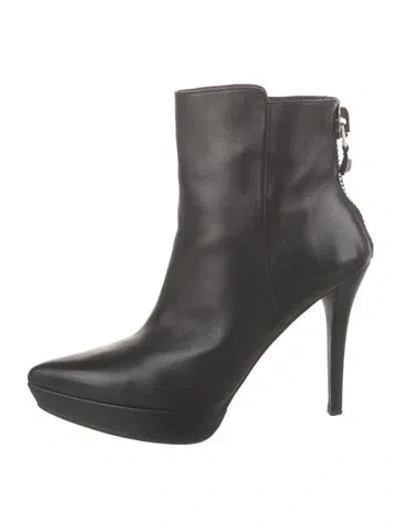 Pre-owned Stuart Weitzman Leather Boots In Black