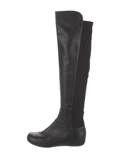 Pre-owned Stuart Weitzman Leather Boots In Black