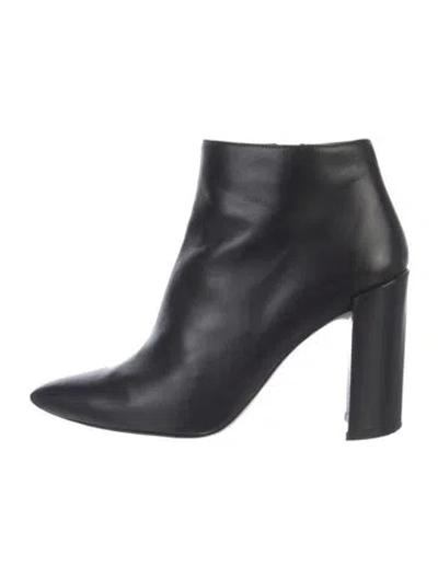 Pre-owned Stuart Weitzman Leather Boots In Black