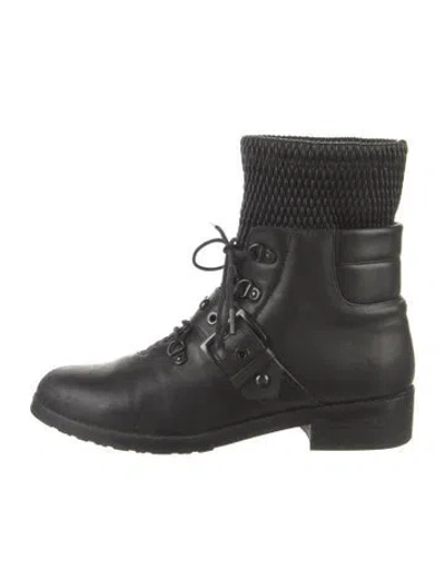 Pre-owned Stuart Weitzman Leather Boots In Black