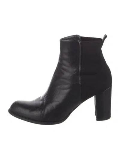 Pre-owned Stuart Weitzman Leather Boots In Black