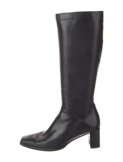 Pre-owned Stuart Weitzman Leather Boots In Black