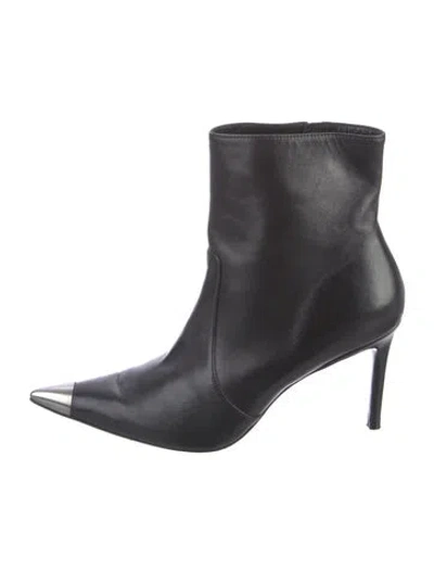 Pre-owned Stuart Weitzman Leather Boots In Black