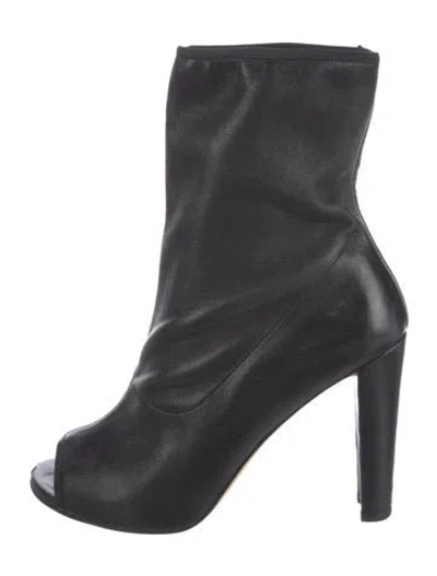 Pre-owned Stuart Weitzman Leather Boots In Black