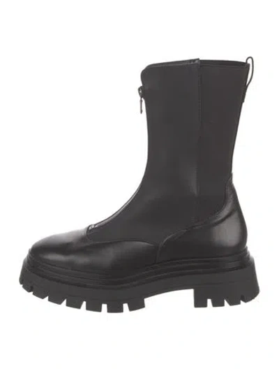Pre-owned Stuart Weitzman Leather Boots In Black