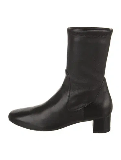 Pre-owned Stuart Weitzman Leather Boots In Black