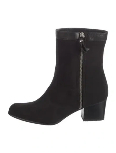 Pre-owned Stuart Weitzman Leather Boots In Black