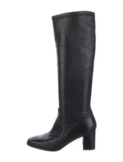 Pre-owned Stuart Weitzman Leather Boots In Black