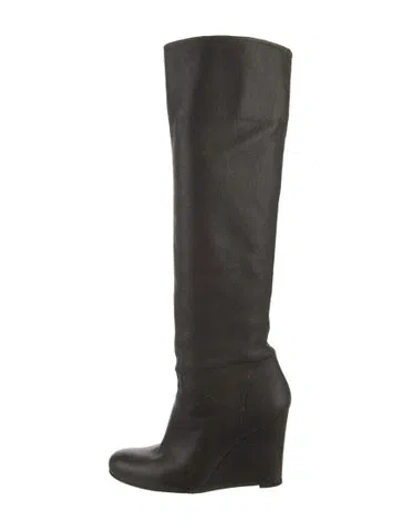 Pre-owned Stuart Weitzman Leather Boots In Black