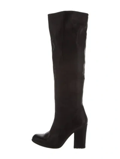 Pre-owned Stuart Weitzman Leather Boots In Black