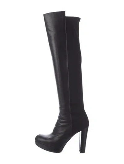 Pre-owned Stuart Weitzman Leather Boots In Black