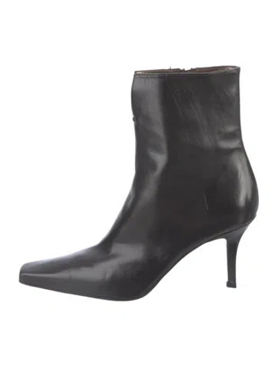 Pre-owned Stuart Weitzman Leather Boots In Black