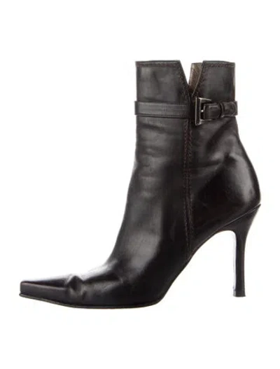 Pre-owned Stuart Weitzman Leather Boots In Black