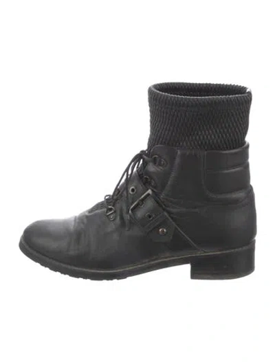 Pre-owned Stuart Weitzman Leather Boots In Black