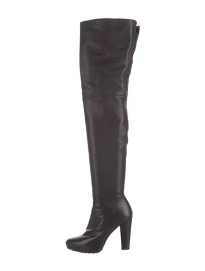 Pre-owned Stuart Weitzman Leather Boots In Brown