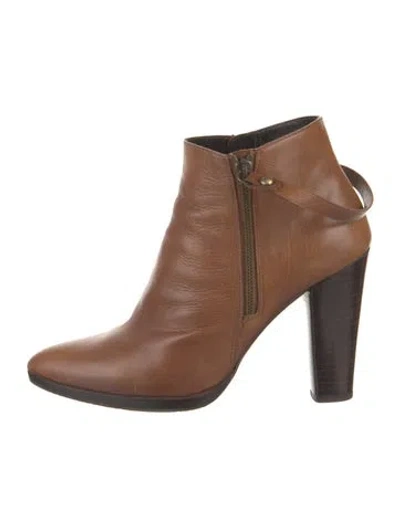 Pre-owned Stuart Weitzman Leather Boots In Brown
