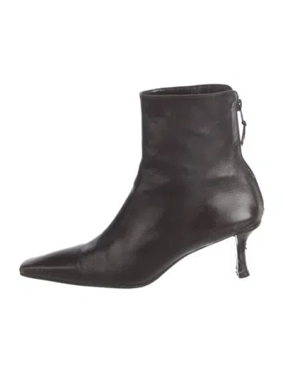 Pre-owned Stuart Weitzman Leather Boots In Brown