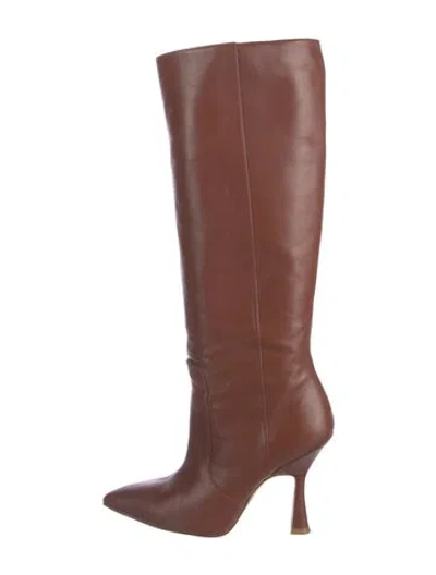 Pre-owned Stuart Weitzman Leather Boots In Brown