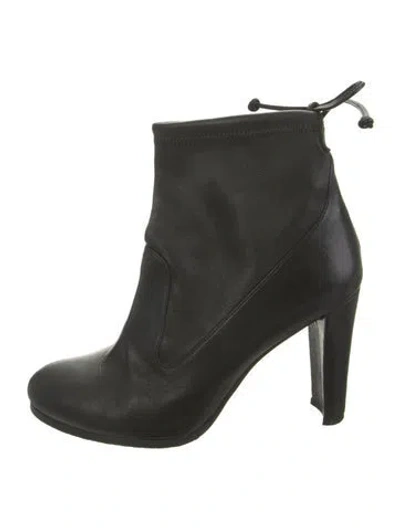 Pre-owned Stuart Weitzman Leather Boots In Green