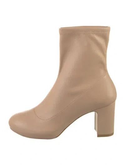 Pre-owned Stuart Weitzman Leather Boots In Neutral