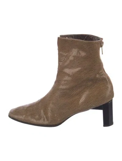 Pre-owned Stuart Weitzman Leather Boots In Neutral