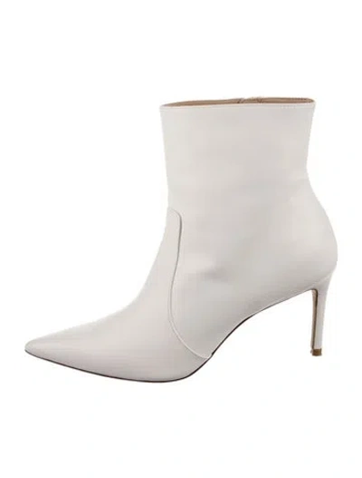 Pre-owned Stuart Weitzman Leather Boots In Neutral