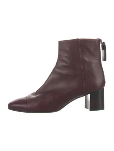 Pre-owned Stuart Weitzman Leather Boots In Red