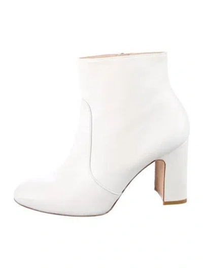 Pre-owned Stuart Weitzman Leather Boots In White