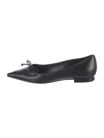 Pre-owned Stuart Weitzman Leather Bow Accents Flats In Black