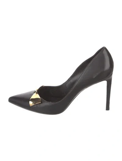Pre-owned Stuart Weitzman Leather Bow Accents Pumps In Black