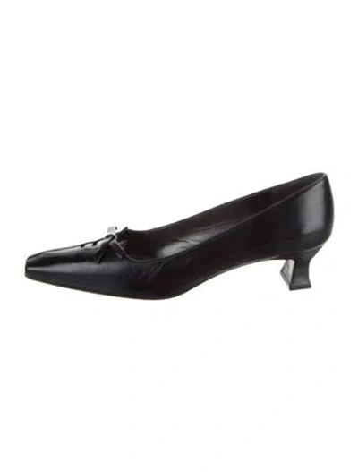 Pre-owned Stuart Weitzman Leather Bow Accents Pumps W/ Tags In Black